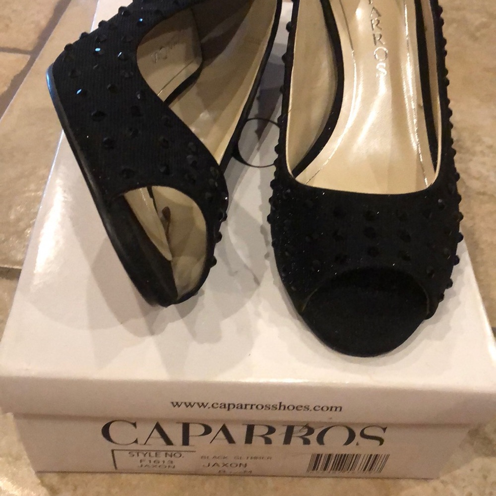 Black CAPARROS